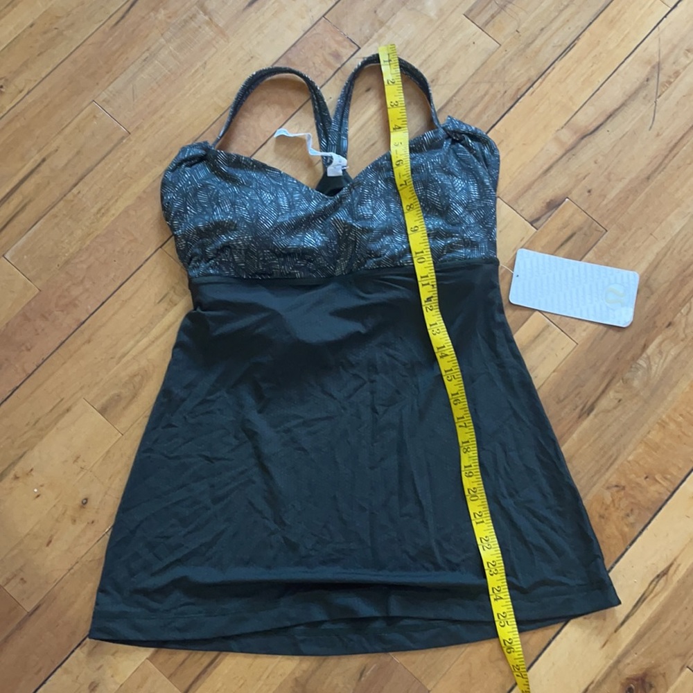 Lululemon Wrap It Up Tank - - Picture 6 of 10